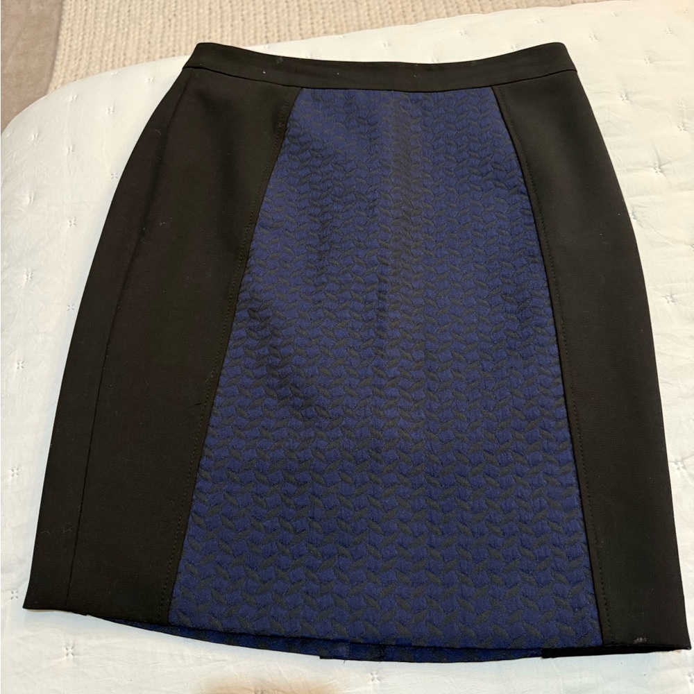 Halogen Black and Navy Pencil Skirt Size 10